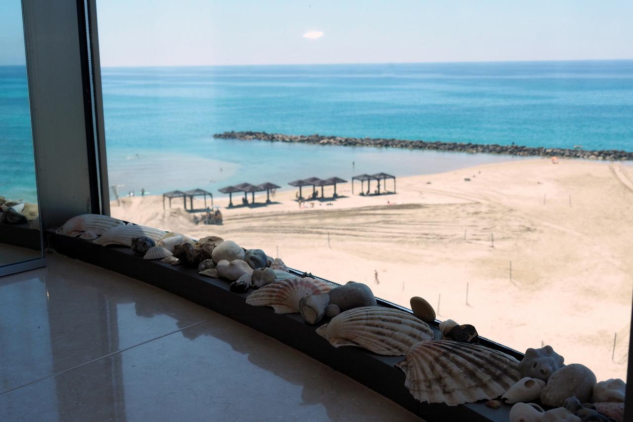 Israel-Haifa Apartments Екстериор снимка