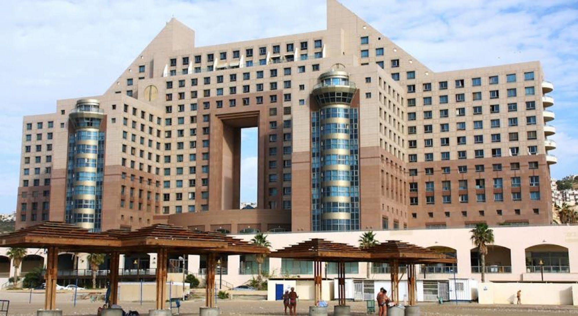 Israel-Haifa Apartments Екстериор снимка
